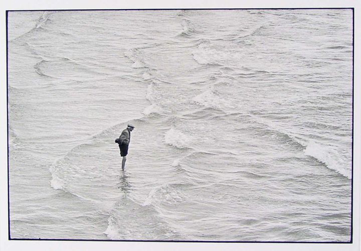 Erwitt---08-waves.jpg