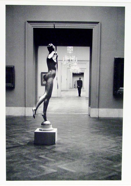 Erwitt---10-diana.jpg