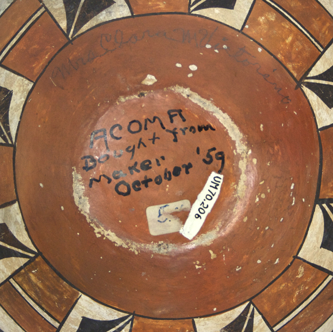 UM1970-206view2.jpg