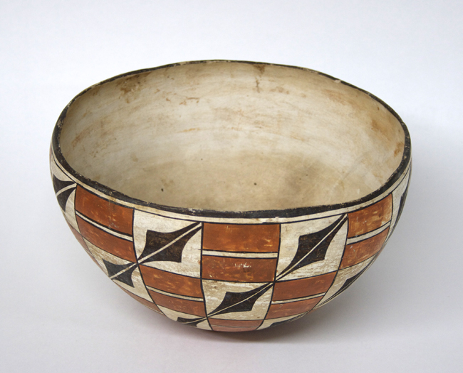 UM1970-206view2.jpg