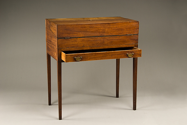 1998-31_desk-open.jpg