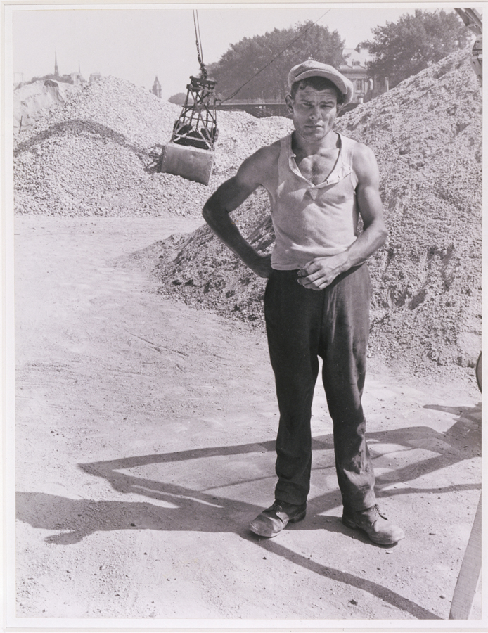 1933_4_5.jpg