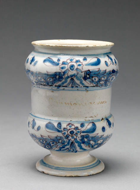 mh_2002_3_77_v1.jpg