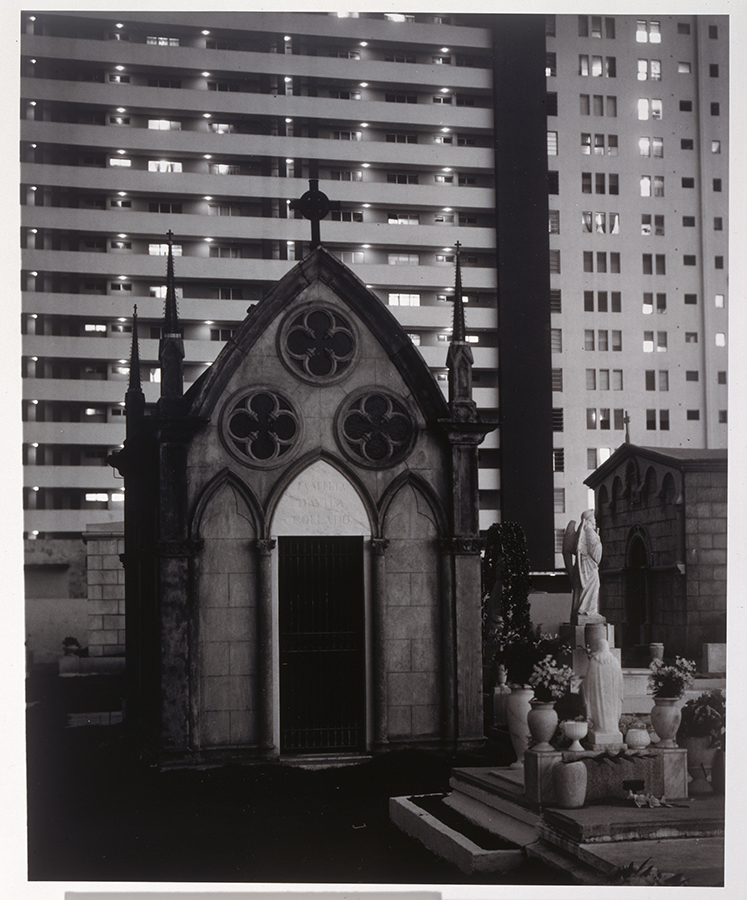 1977_4_4.jpg