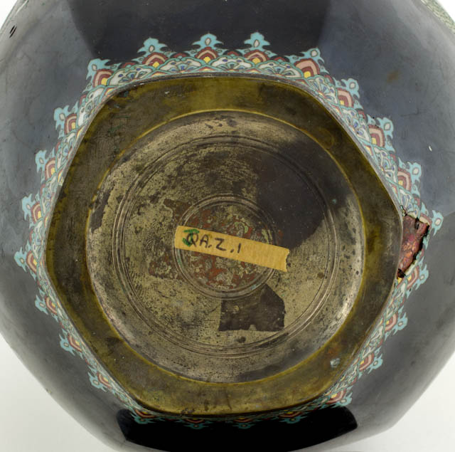 mh_1_j_a_z_v1_01.jpg