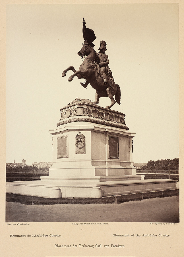 1982_38_400.jpg