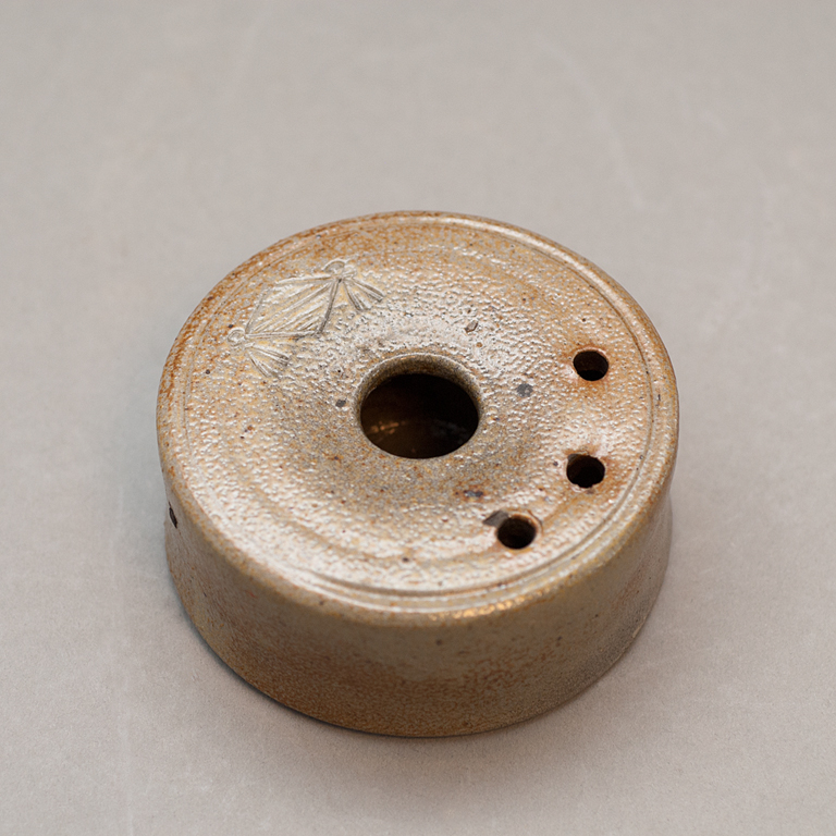 2014-4-197_v1f.jpg