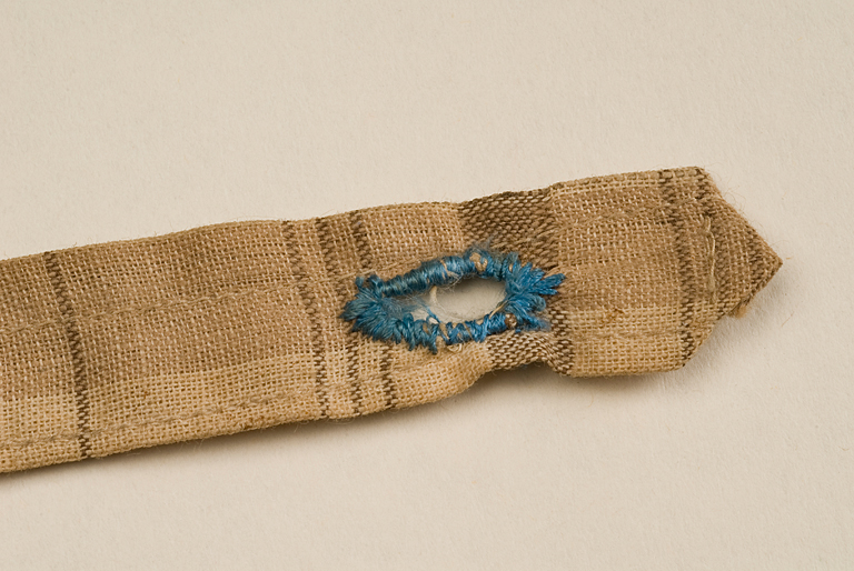 2010-17_w-napkinf.jpg