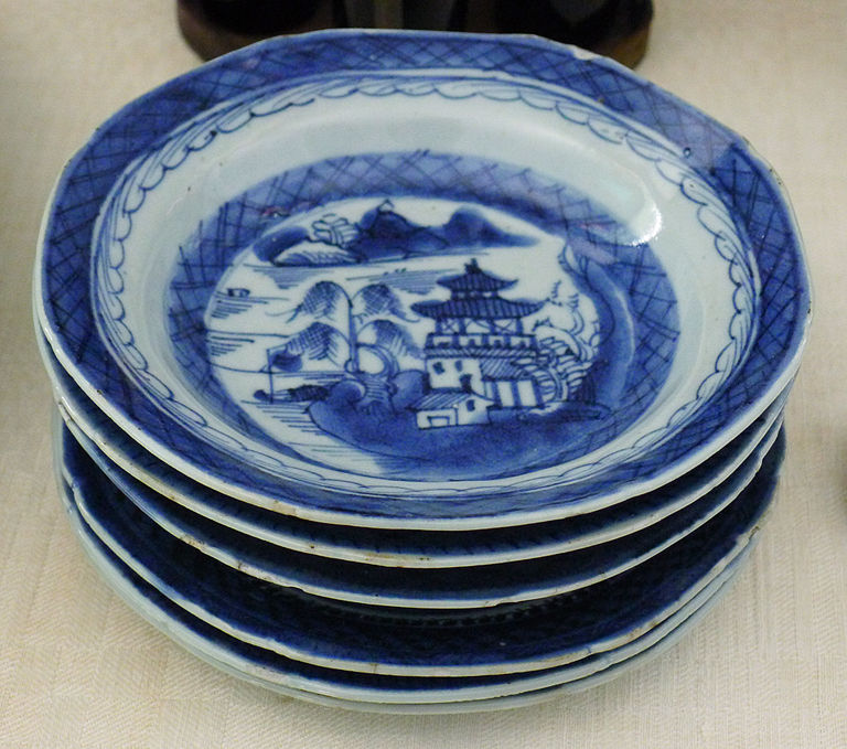 1982-21-10f.jpg