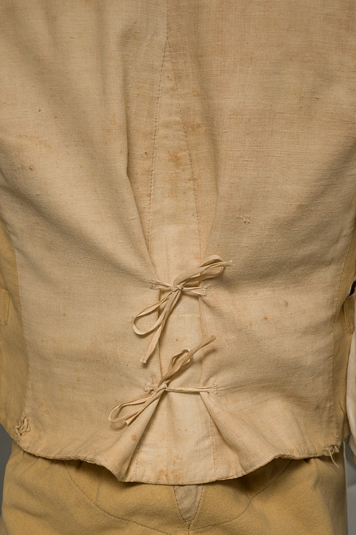 Elisha-Porter-ensemble_front_detail-01f.jpg