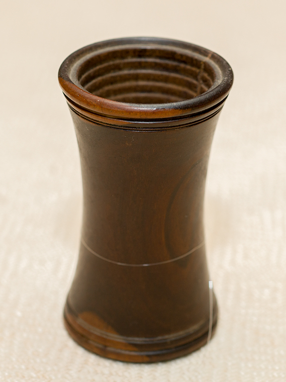 2005-824-2f.jpg