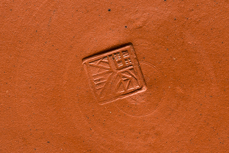 2012-44_V1f.jpg