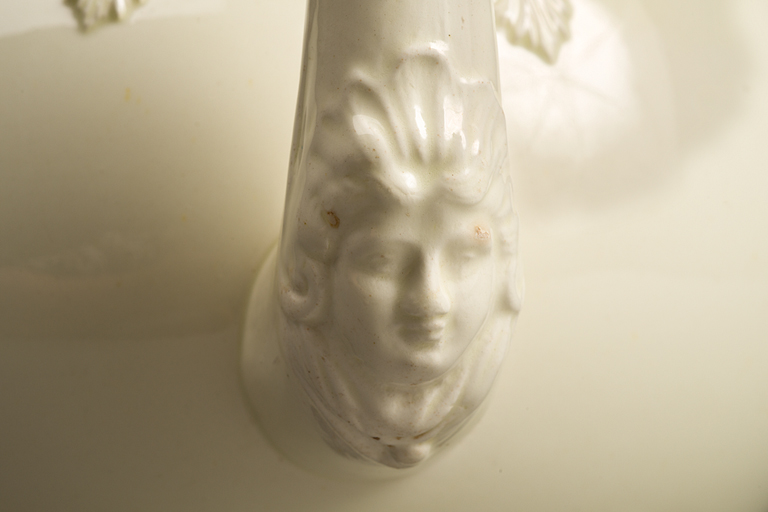 2006-33-39_V1f.jpg