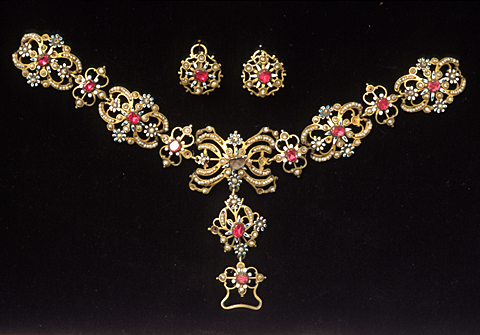1965-143F.jpg