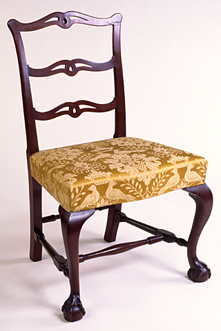 1969-252At.jpg