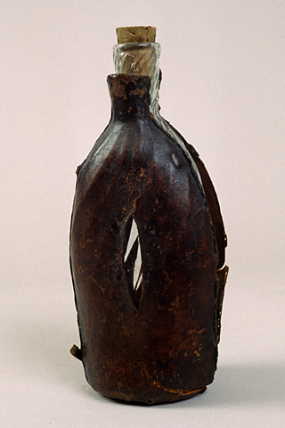 1983-7t.jpg