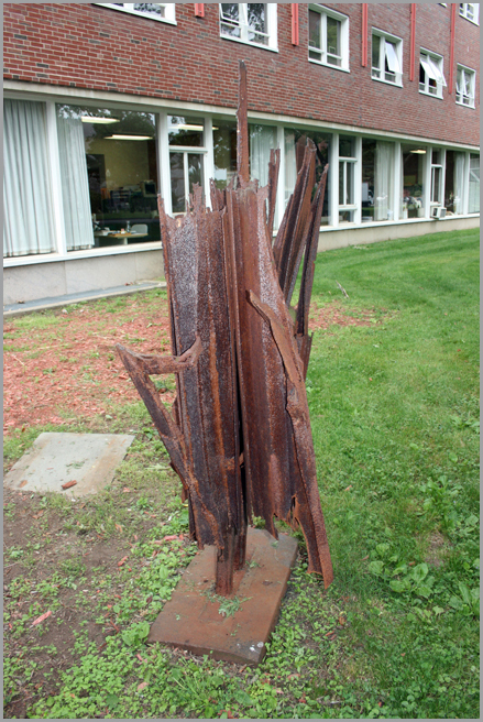 UM1964-12-v4.jpg