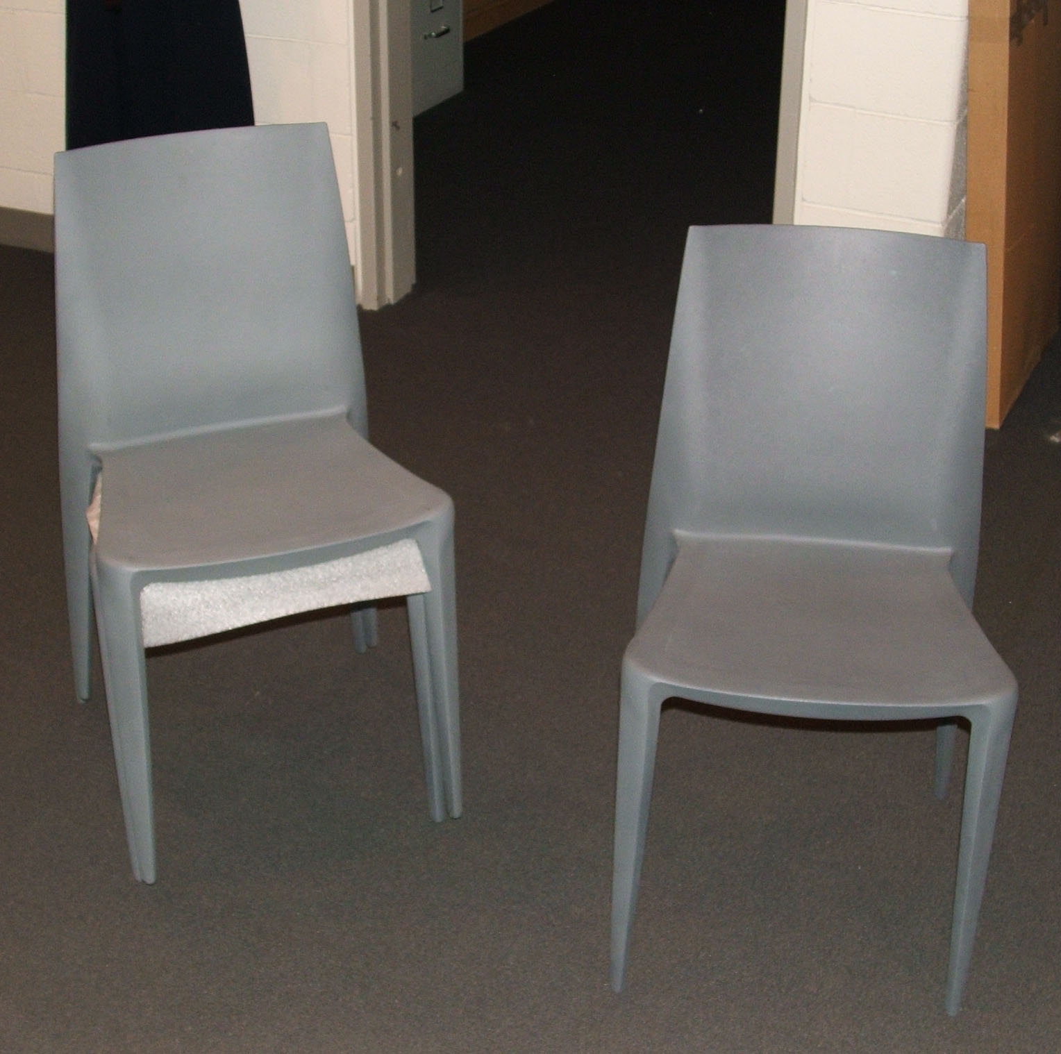 Samaras desk.JPG